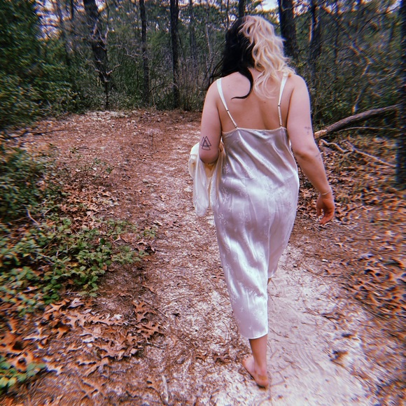 Jone’s New York Nightgown & Robe - Picture 8 of 8